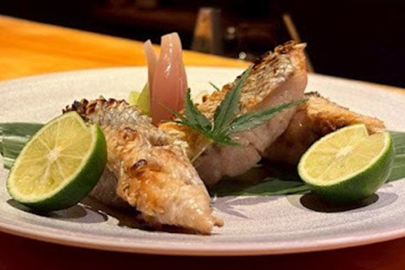 銘柄牛や淡路の天然物など素材を活かした繊細な一皿に舌鼓を打つ